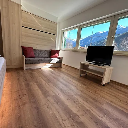 Appartementhaus Zillertal By Piaunddirk Finkenberg Exterior photo
