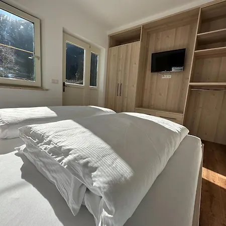 Appartementhaus Zillertal By Piaunddirk Finkenberg Exterior photo